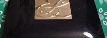 мой румянец с Estee Lauder  Silky Powder Blush. В оттенке № 17 Deep Spice