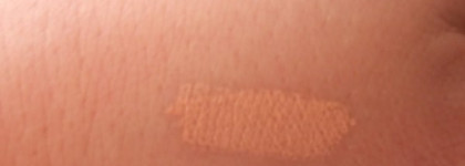 Clarins Eclat Minute Instant Light Eye Perfecting Base — Фиксирующая база под тени для век  в оттенке 00, или сказ о несложившихся отношениях