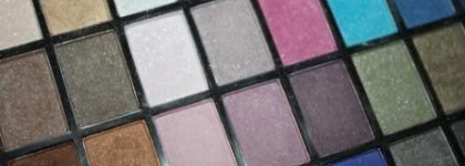 Палетка теней H&M