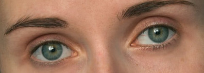 Тушь-гель для бровей от Essence. Lash & brow gel mascara