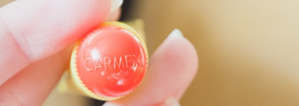 Carmex moisturising lip balm, mint. Небезызвестный Кармекс