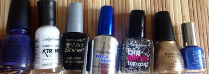 China Glaze Queen B и простой дизайн