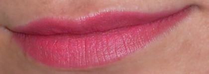 Весна 2013 помада Chanel Rouge Allure Velvet L'Éclatante №42