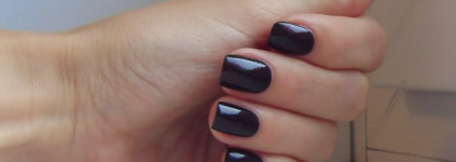 Красное на черном - China Glaze Lubu Heels