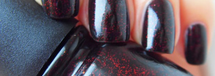 Красное на черном - China Glaze Lubu Heels