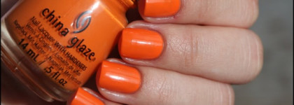 China Glaze Nail Lacquer With Hardeners  81785 Stoked To Be Soaked