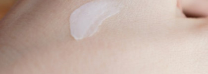 Pevonia Botanica: омолаживающий крем для губ Youthful Lip Cream