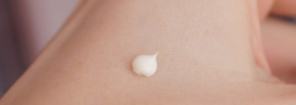 Pevonia Botanica: омолаживающий крем для губ Youthful Lip Cream