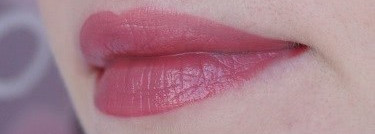 Лаки для губ Shiseido Laquer Rouge RD 305 и  YSL Rouge pur Couture #8