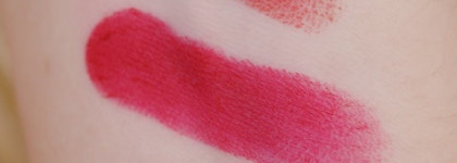 Красный бархат: Burberry Lip Velvet Long-Wearing Lipstick #309 Fuchsia Pink