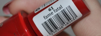 Алый красавчик Essence Colour&Go Fame Fatal, 61