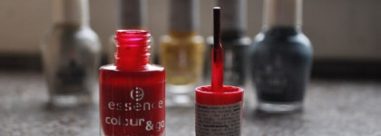 Алый красавчик Essence Colour&Go Fame Fatal, 61