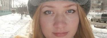 Милашка зайка Pretite Bunny Gloss Bar №5 Juicy Peach от Tony Moly