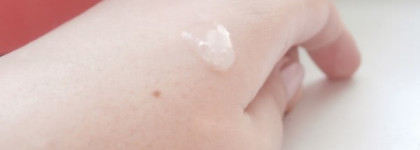 Сужаем поры с Black Egg Pore Serum от Skinfood