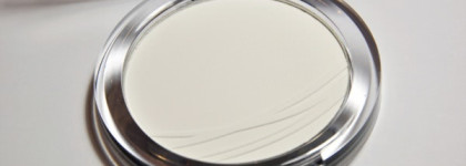 Essence All About Matt Fixing Compact Powder - мой новый маст-хэв