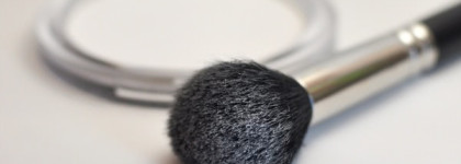 Essence All About Matt Fixing Compact Powder - мой новый маст-хэв