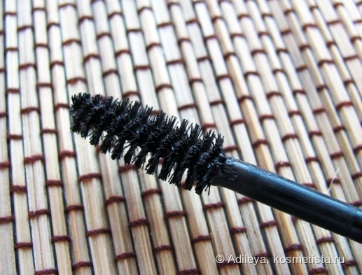 Брови из тюбика? Легко с тушью для бровей Eva Mosaic Ideal Brow