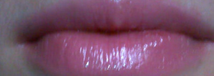 Помады и блески в моей косметичке в зимний период