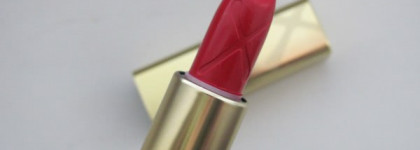 Примеряю красную помаду с Max Factor 715 Ruby Tuesday