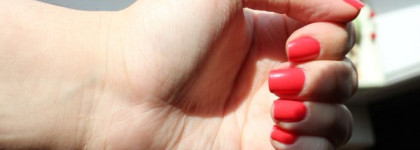 Лаки для ногтей Rimmel (430)  и China Glaze (671)