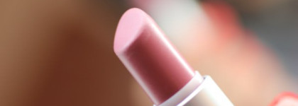 Revlon Super Lustrous Lipstick Matte # 002 Pink Pout