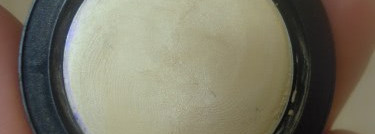 Сверкающая Cream Colour Base от MAC в оттенке Pearl, или Так ли уж сильно нужны мне метеориты?