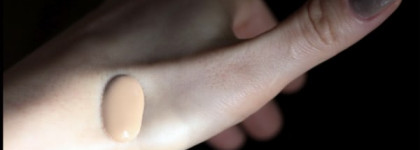 На повышенных тонах. Clinique Superbalanced Makeup, 03 ivory