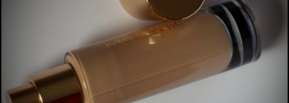 Увлажняющая тональная основа для идеальной кожи. YSL Le Teint Touche Eclat Spf19/pa++ BD40