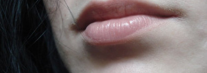 помада Chanel Rouge Coco Shine #437 Empreinte (summer 2012)