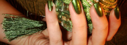 Лак для ногтей серии натуральных цветов «Ночная фиалка» №0722 и с металлическим оттенком №0752 «Северное сияние» Runail