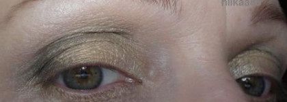 И снова "опера"!  Shiseido Luminizing Satin Eye Color Trio - GD804 - Тени-трио для век с шелковистой текстурой и эффектом сияния