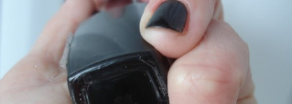 Просто чёрный. Лак для ногтей Golden Rose #171