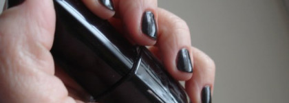 Просто чёрный. Лак для ногтей Golden Rose #171