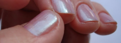 Лак-укрепитель для ногтей Colorist #137