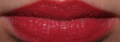 Две покупочки от Nyx. NYX Matte Lipstick и NYX Round Lipstick