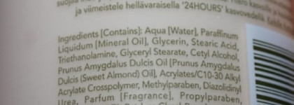 Уход за лицом от Revlon! Revlon 24-Hours Gentle Cleansing Milk и Revlon 24-Hour Cream