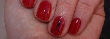 Essie Nail Polish Forever Yummy 57 - любимый красный