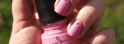 Зефирный маникюр с лаком China Glaze, Unrefined, Texture Nail Lacquer 81280