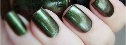 OPI Green On The Runway