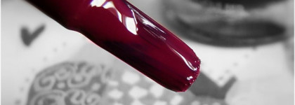 Марсала в матовом исполнении. Rimmel Velvet Matte Sumptuous Red