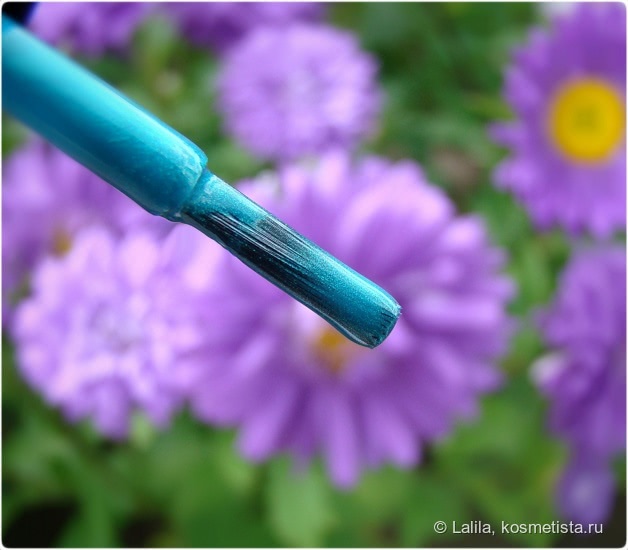 Kiko Metallic Emerald Green