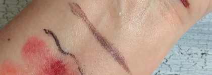 Sukin. Очищающий пенящийся гель и увлажняющая маска