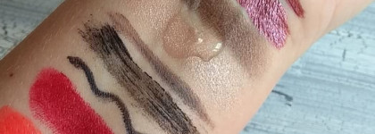 Sukin. Очищающий пенящийся гель и увлажняющая маска