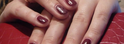 Просто музыка! Дуэт лаков Essence home sweet home nail polish gel shine №03 и Essence color & go №112