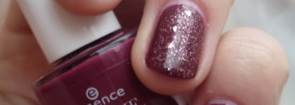 Просто музыка! Дуэт лаков Essence home sweet home nail polish gel shine №03 и Essence color & go №112