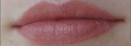 YSL Rouge Volupte Perle оттенок 101 – ухаживающая за губами помада