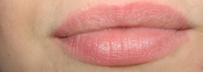 Коралловое настроение с помадой Kate Moss № 13 от Rimmel