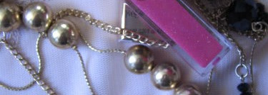 Деликатное сверкание с блеском YSL Golden Gloss 40 Golden Impertinence