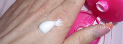 Пенка для умывания Hello Kitty Cleansing Wash (Apple), Rosette