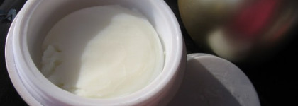 Презент от Рябы: Tony Moly Egg Pore Silky Smooth Balm Primer